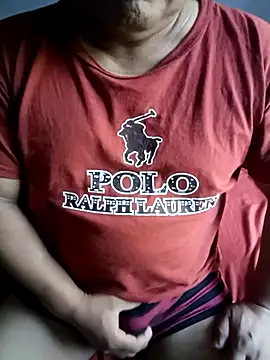 Snapshot of neyo55 chatting on February 17, 2026, 4:46 pm neyo55 online show from February 17, 2026, 4:46 pm