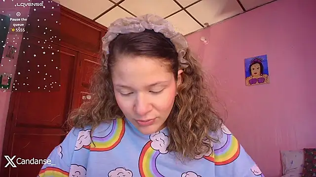 candasee  online show from February 6, 2026, 1:21 am