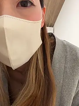 ayumi7 online show from March 12, 2026, 3:34 am