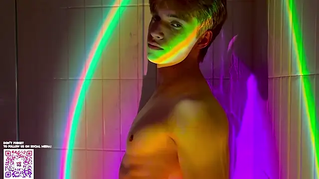 twl8vibe online show from February 1, 2026, 6:39 pm