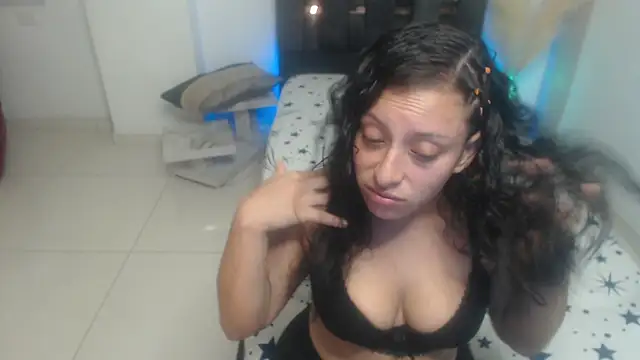 Snapshot of Barbara_D_Valencia chatting on April 12, 2026, 3:50 pm Barbara D Valencia online show from April 12, 2026, 3:50 pm