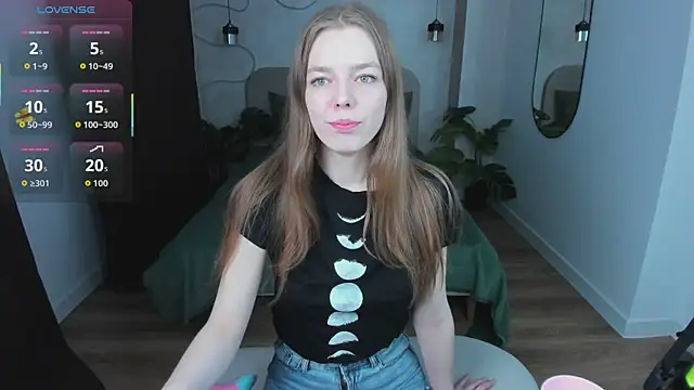  Tina Tayllor  online show from May 15, 2026, 9:22 pm