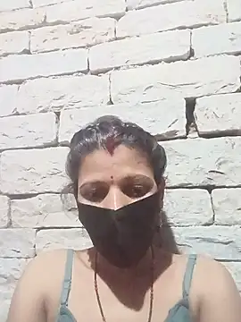 Divya-11431 online show from May 22, 2026, 7:19 pm