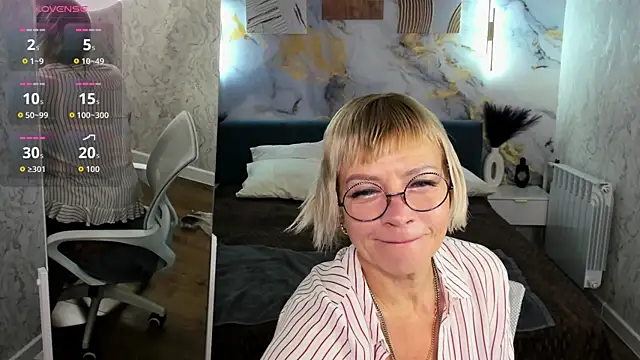 Ann Annise online show from July 25, 2026, 12:53 am
