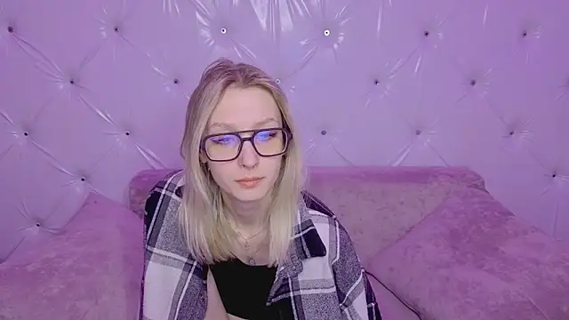 Akiro Kim7 online show from February 24, 2026, 1:47 am