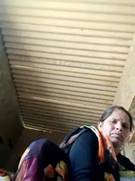 Lucky couple-1 online show from April 14, 2026, 5:02 am