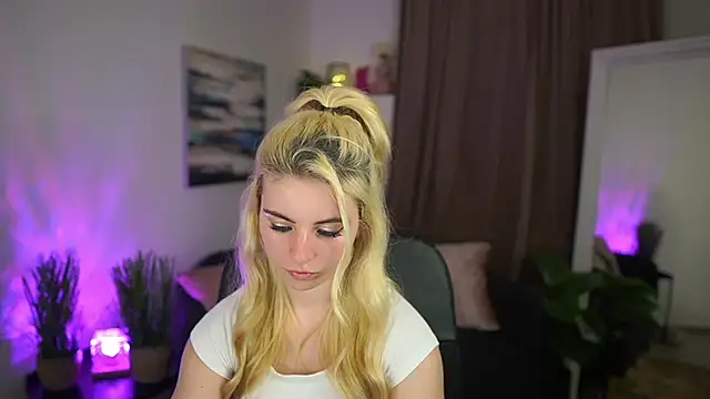 Jetpearl online show from March 19, 2026, 9:08 pm