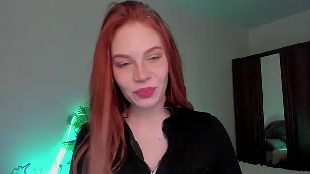 kelly love 222 online show from February 14, 2026, 4:31 am