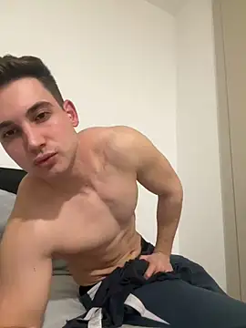 danii0011 online show from February 11, 2026, 6:35 pm