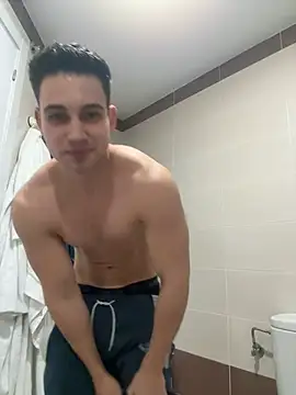 danii0011 online show from February 12, 2026, 4:57 pm