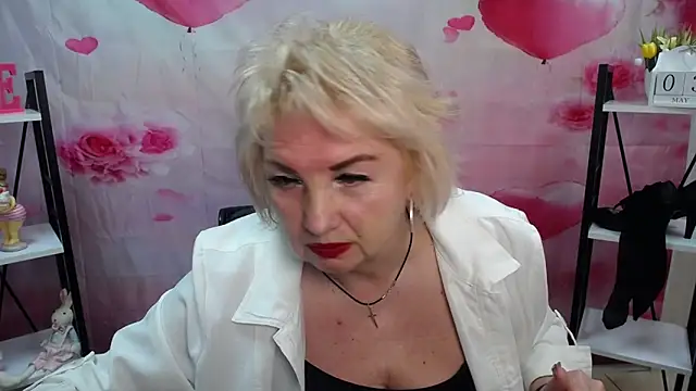 RenataDaster online show from May 5, 2026, 10:56 am