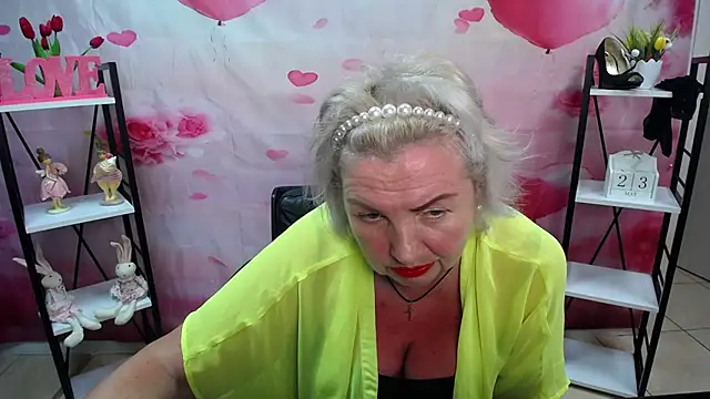 RenataDaster online show from May 23, 2026, 4:55 pm