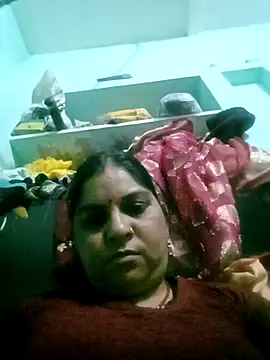 Rajni248096 online show from March 2, 2026, 5:20 pm