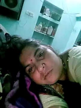 Rajni248096 online show from April 30, 2026, 8:57 pm