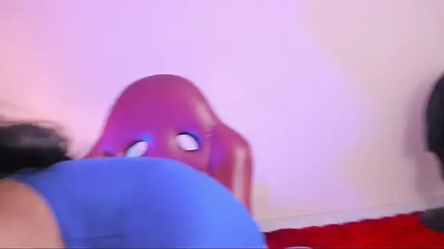 bellawild  online show from March 19, 2026, 11:58 am