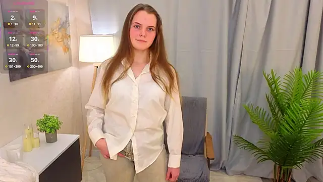 LuannaPetru online show from February 1, 2026, 4:38 pm