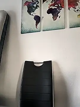 Snapshot of bobo672 chatting on March 9, 2026, 7:23 am bobo672 online show from March 9, 2026, 7:23 am