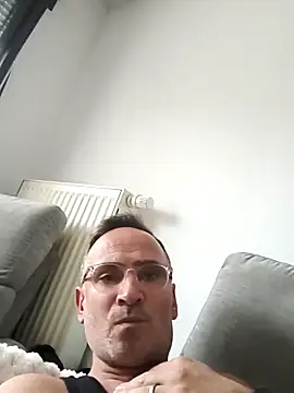 Snapshot of bobo672 chatting on March 14, 2026, 4:12 pm bobo672 online show from March 14, 2026, 4:12 pm