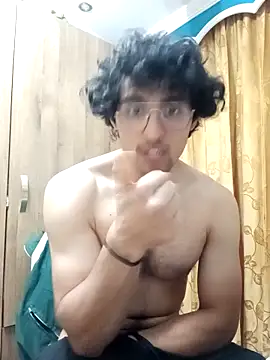 Apolo Men online show from March 25, 2026, 4:07 am