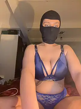 HelinHot online show from February 28, 2026, 9:05 pm