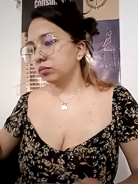 ISABELLA-24  online show from March 10, 2026, 12:21 pm