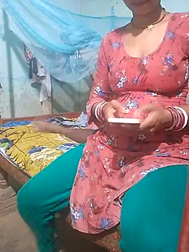 Sexy kiran002 online show from April 3, 2026, 4:16 pm