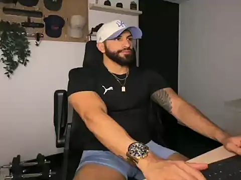 SamDornan51 online show from February 1, 2026, 3:49 am