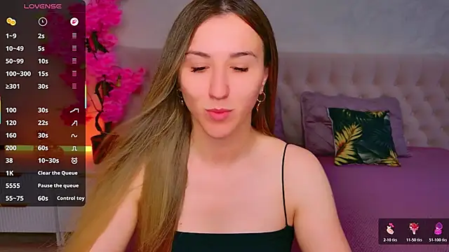 Snapshot of JasminUqueen chatting on June 8, 2026, 1:39 am JasminUqueen online show from June 8, 2026, 1:39 am