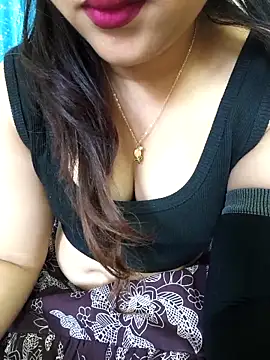 Snapshot of divyajaan4763 chatting on April 22, 2026, 7:22 am divyajaan4763 online show from April 22, 2026, 7:22 am