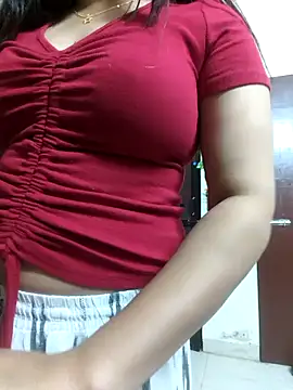 Snapshot of divyajaan4763 chatting on April 23, 2026, 2:30 pm divyajaan4763 online show from April 23, 2026, 2:30 pm