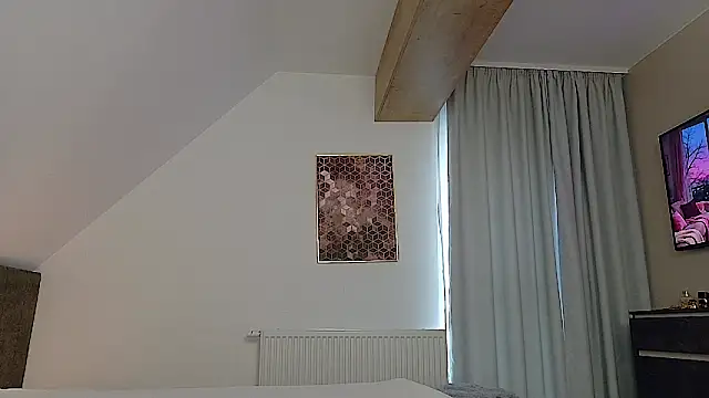 BerryeBoo online show from February 7, 2026, 11:03 am