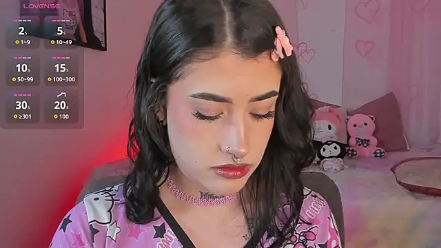 Snapshot of Tamara_uwu chatting on February 20, 2026, 10:32 pm Tamara uwu online show from February 20, 2026, 10:32 pm