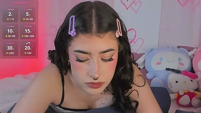 Snapshot of Tamara_uwu chatting on March 5, 2026, 9:55 pm Tamara uwu online show from March 5, 2026, 9:55 pm