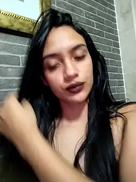 cynliu online show from February 10, 2026, 11:09 pm