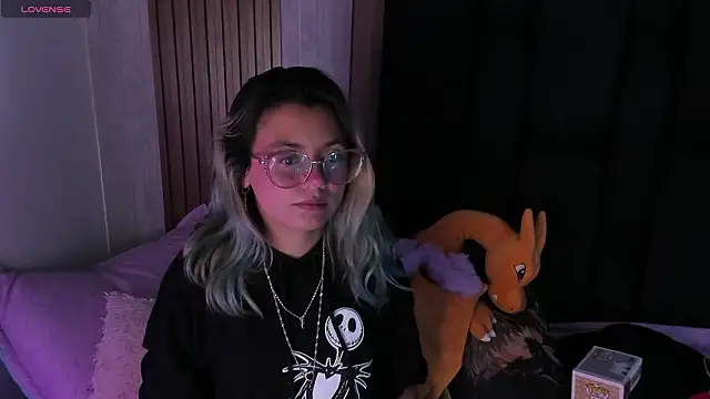 YukkyKuran  online show from February 3, 2026, 2:53 am