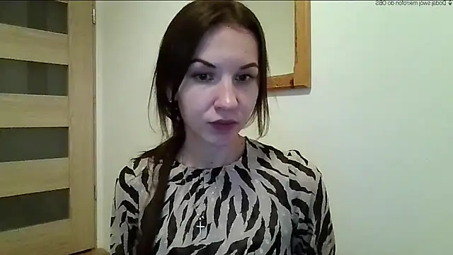 Snapshot of JuliaLovely chatting on May 10, 2026, 6:35 pm JuliaLovely online show from May 10, 2026, 6:35 pm
