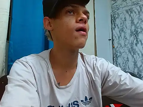 Piter Strauss online show from February 3, 2026, 11:04 am