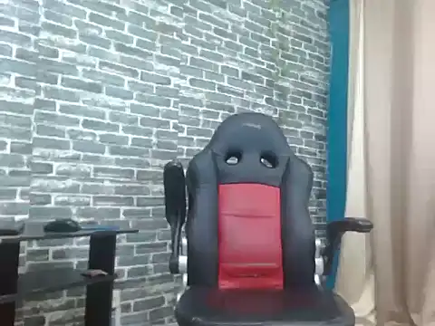 Piter Strauss online show from February 4, 2026, 1:33 am