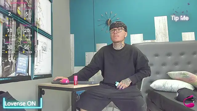 noah west19 online show from February 2, 2026, 12:37 pm