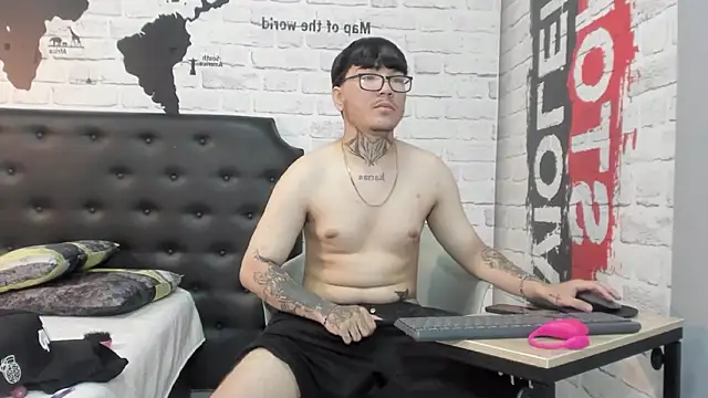 noah west19 online show from February 10, 2026, 12:42 pm