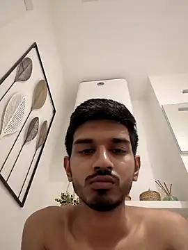 shollow1015 online show from February 7, 2026, 7:45 am