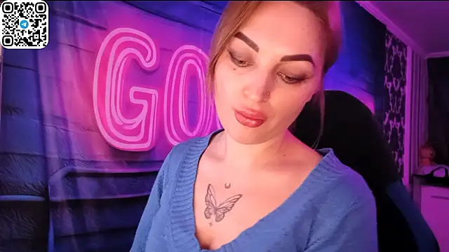 Snapshot of Vellora_ chatting on March 4, 2026, 6:47 pm Vellora online show from March 4, 2026, 6:47 pm