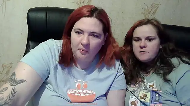 HollyXXXEva online show from February 3, 2026, 5:40 pm