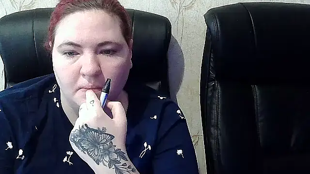 HollyXXXEva online show from February 5, 2026, 7:13 am