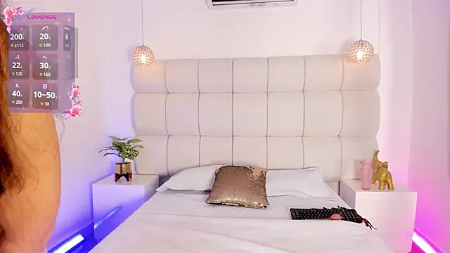 Snapshot of Dakota_Hills chatting on February 25, 2026, 7:34 pm Dakota Hills online show from February 25, 2026, 7:34 pm