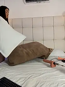 Snapshot of Dakota_Hills chatting on March 5, 2026, 8:38 pm Dakota Hills online show from March 5, 2026, 8:38 pm