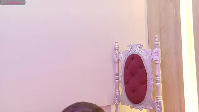 LeaneRous online show from February 2, 2026, 3:22 pm