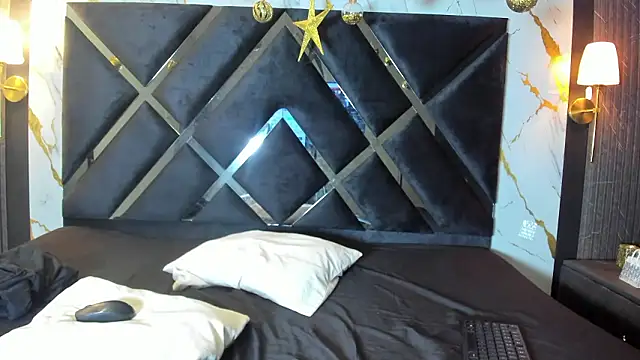 EvaaCooper online show from February 3, 2026, 11:26 am