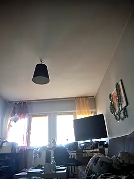 Snapshot of VitniKis chatting on March 7, 2026, 6:32 am VitniKis online show from March 7, 2026, 6:32 am