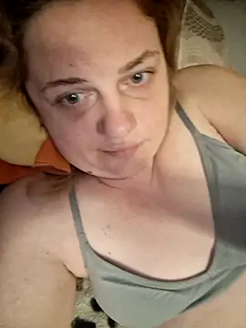 Snapshot of VitniKis chatting on March 7, 2026, 6:49 pm VitniKis online show from March 7, 2026, 6:49 pm